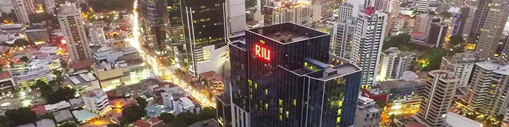 Riu Plaza