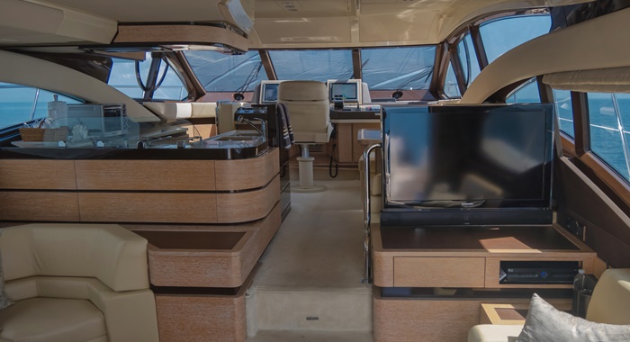 Azimut 58