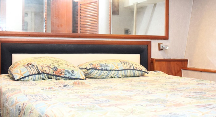 bertram yacht