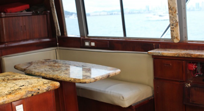bertram yacht