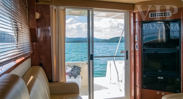 Sea Ray 38